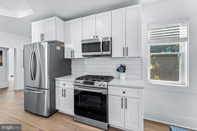 2208 ELSINORE AVE, Baltimore, MD 21216