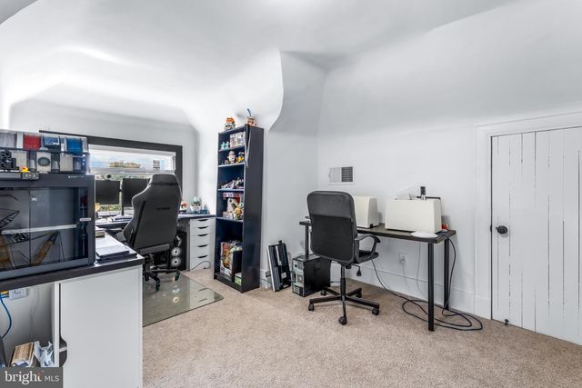 2208 ELSINORE AVE, Baltimore, MD 21216