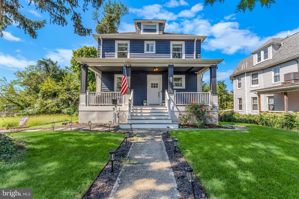 2208 ELSINORE AVE, Baltimore, MD 21216