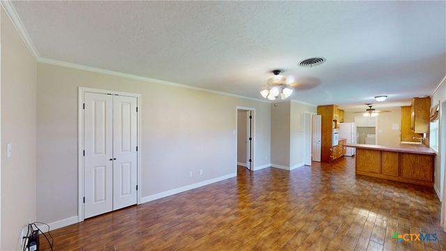 107 Hampton Court, Victoria, TX 77904