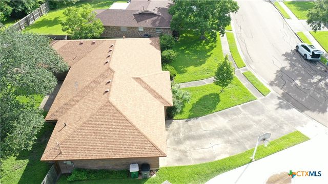 107 Hampton Court, Victoria, TX 77904
