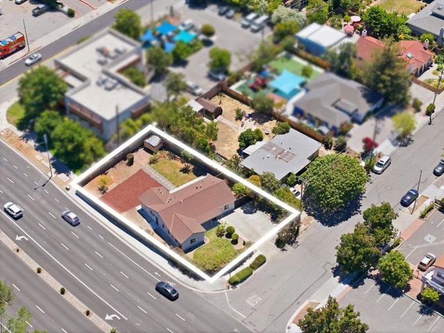 10010 Bret Avenue, Cupertino, CA 95014