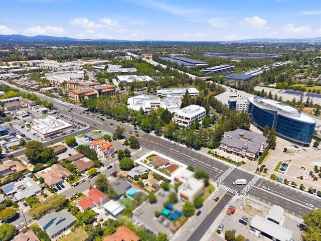 10010 Bret Avenue, Cupertino, CA 95014