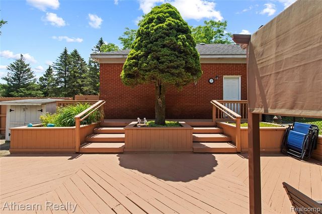 12427 Foley Road, Fenton, MI 48430