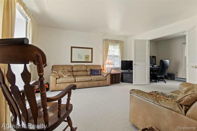 12427 Foley Road, Fenton, MI 48430