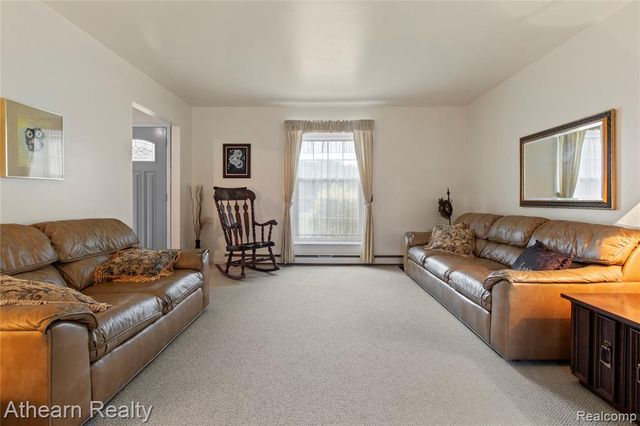 12427 Foley Road, Fenton, MI 48430