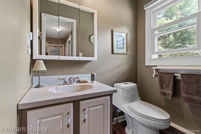 12427 Foley Road, Fenton, MI 48430