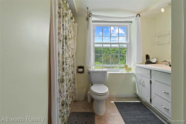 12427 Foley Road, Fenton, MI 48430