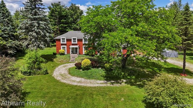 12427 Foley Road, Fenton, MI 48430