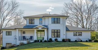 9821 Warington Square, Creve Coeur, MO 63141