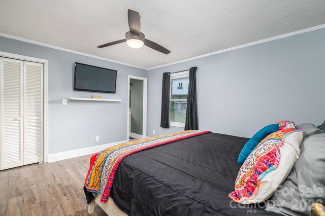 704 Dogwood Avenue, Lincolnton, NC 28092