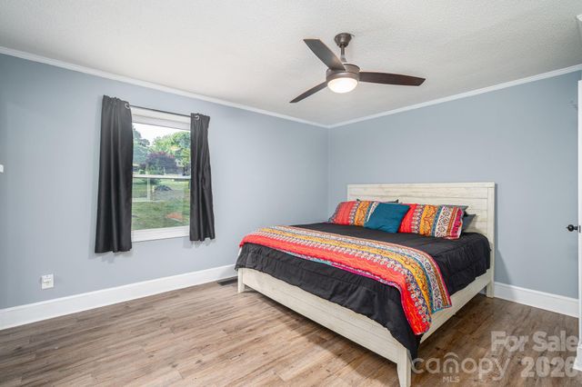 704 Dogwood Avenue, Lincolnton, NC 28092