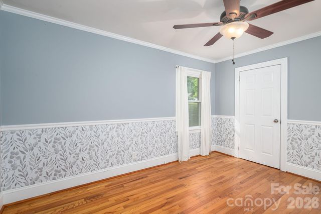 704 Dogwood Avenue, Lincolnton, NC 28092