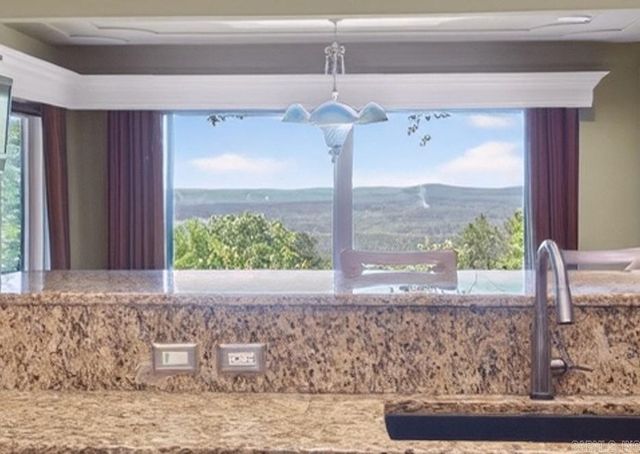 99 Castano Drive, Hot Springs Village, AR 71909
