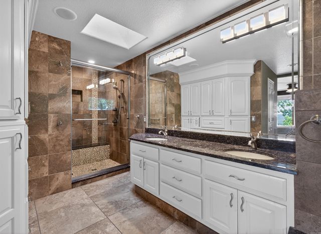 99 Castano Drive, Hot Springs Village, AR 71909