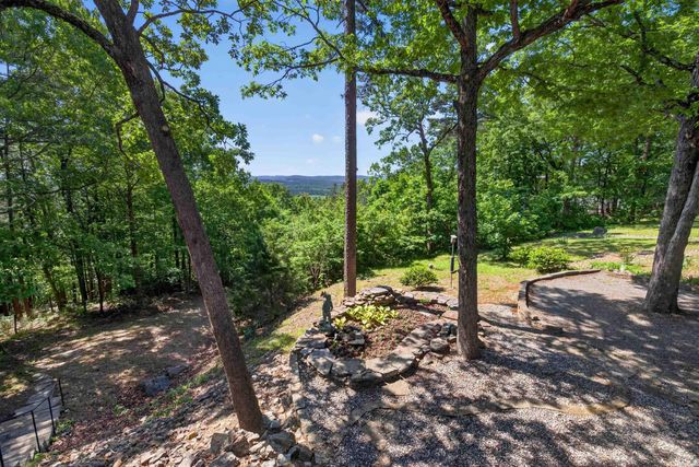 99 Castano Drive, Hot Springs Village, AR 71909