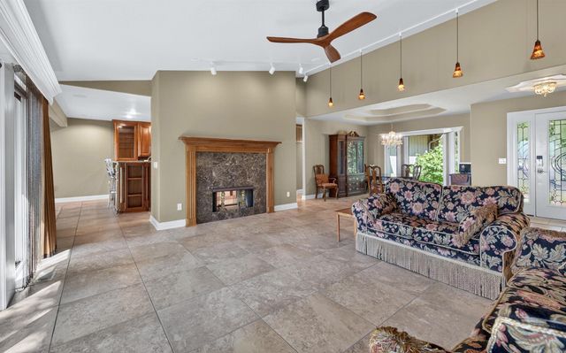 99 Castano Drive, Hot Springs Village, AR 71909