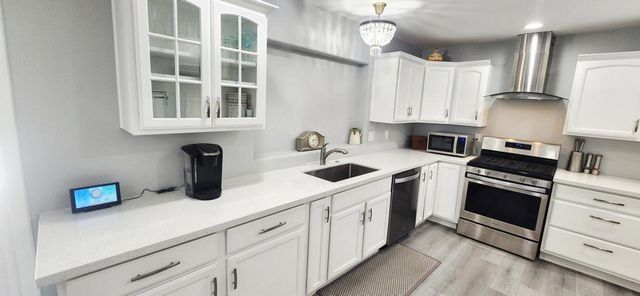 39556 Moronga Canyon Drive, Palm Desert, CA 92260