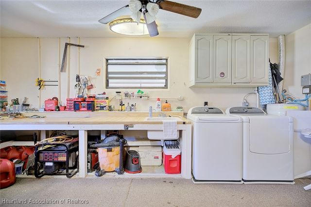 327 Anderson Street NE, Lake Placid, FL 33852