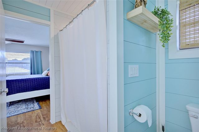 327 Anderson Street NE, Lake Placid, FL 33852