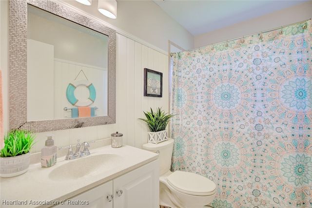 327 Anderson Street NE, Lake Placid, FL 33852