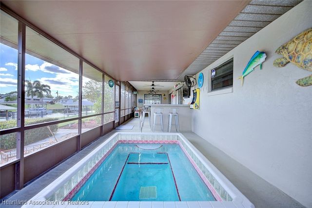 327 Anderson Street NE, Lake Placid, FL 33852