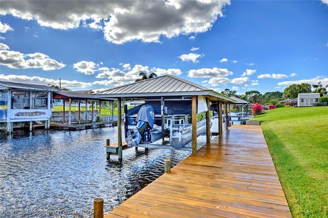 327 Anderson Street NE, Lake Placid, FL 33852