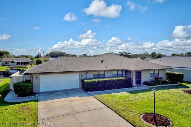 327 Anderson Street NE, Lake Placid, FL 33852