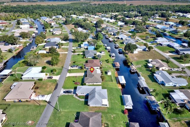 327 Anderson Street NE, Lake Placid, FL 33852