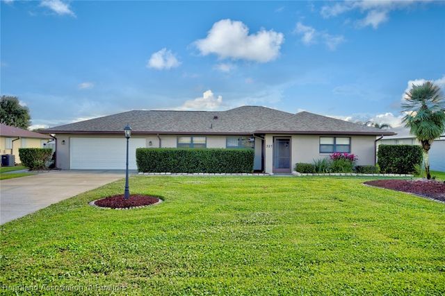 327 Anderson Street NE, Lake Placid, FL 33852