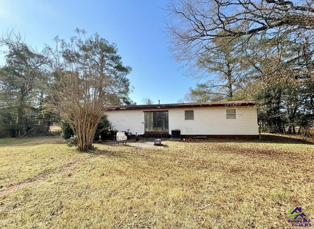 103 Lake Drive, Warner Robins, GA 31088