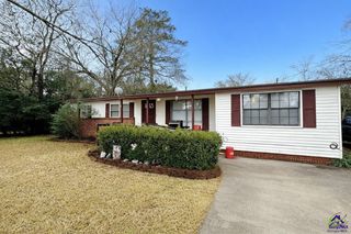 103 Lake Drive, Warner Robins, GA 31088