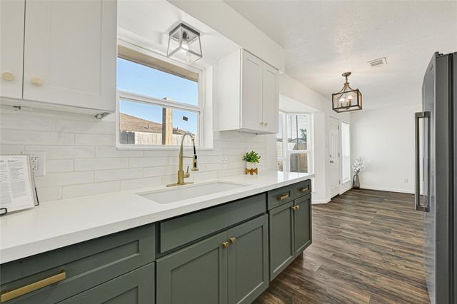 1411 Pi Circle, Pasadena, TX 77504