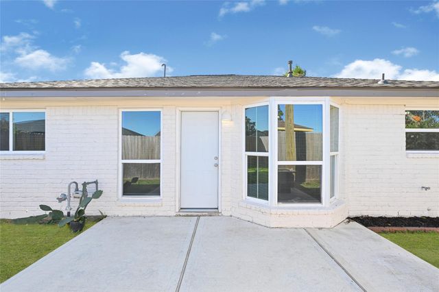 1411 Pi Circle, Pasadena, TX 77504