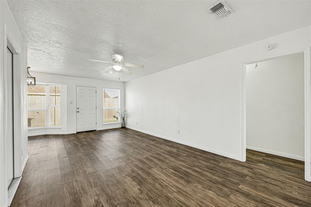 1411 Pi Circle, Pasadena, TX 77504