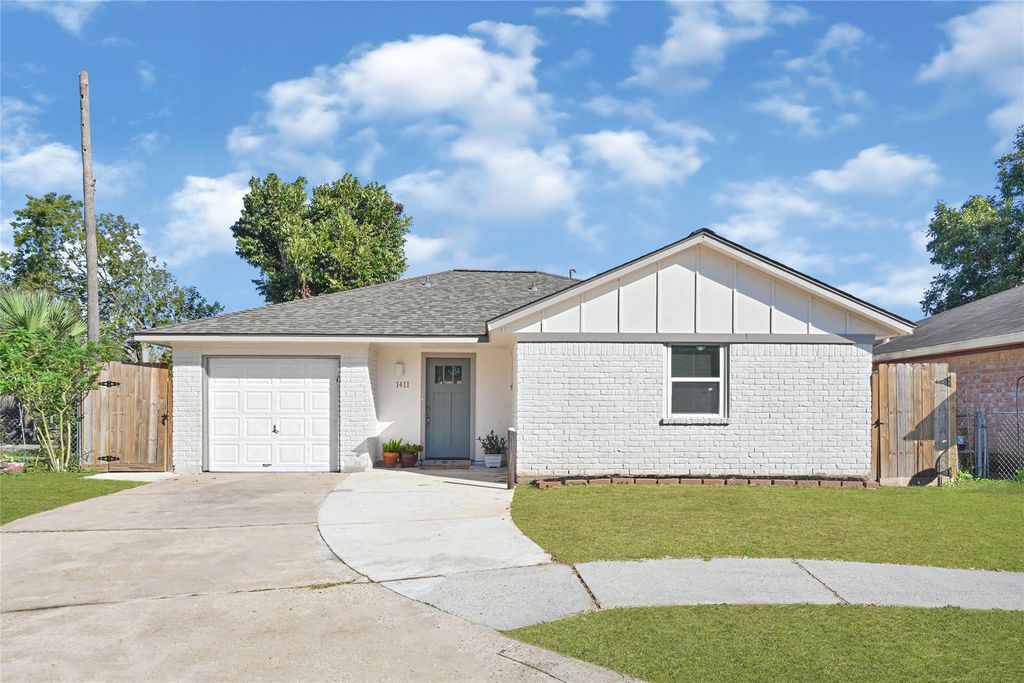 1411 Pi Circle, Pasadena, TX 77504