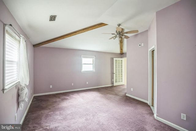 20 SUGAR BUSH DR, Sicklerville, NJ 08081