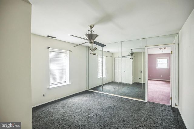 20 SUGAR BUSH DR, Sicklerville, NJ 08081