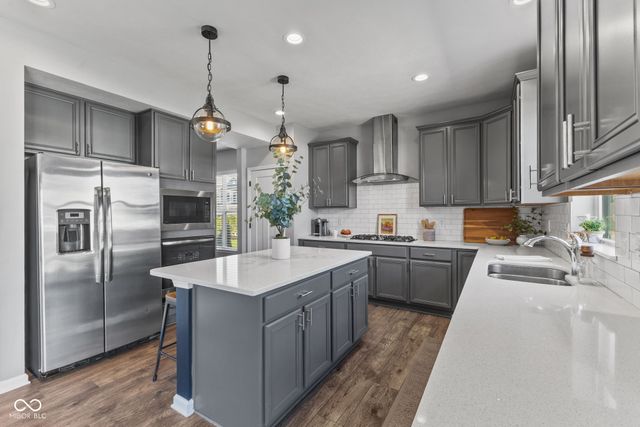 1340 Fieldcrest Lane, Greenwood, IN 46143