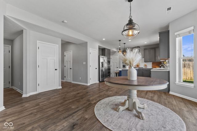 1340 Fieldcrest Lane, Greenwood, IN 46143