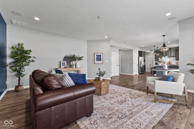 1340 Fieldcrest Lane, Greenwood, IN 46143