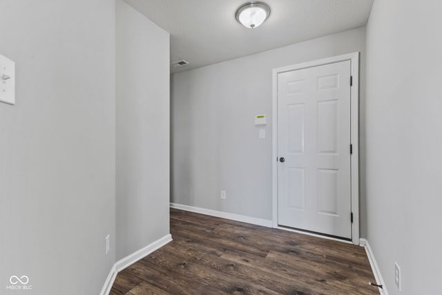 1340 Fieldcrest Lane, Greenwood, IN 46143
