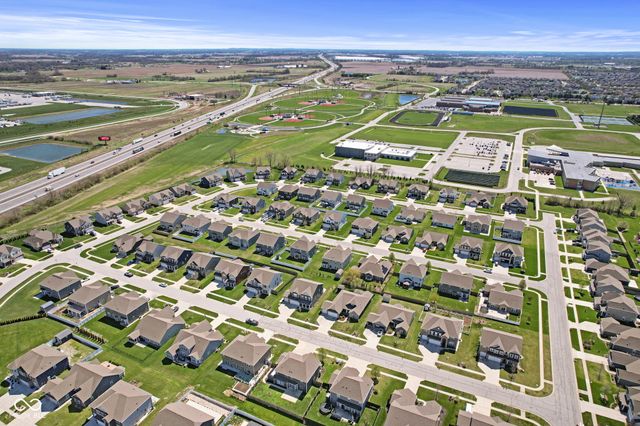 1340 Fieldcrest Lane, Greenwood, IN 46143