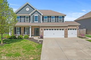 1340 Fieldcrest Lane, Greenwood, IN 46143