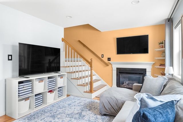 25 Gordon Road, Lynn, MA 01904
