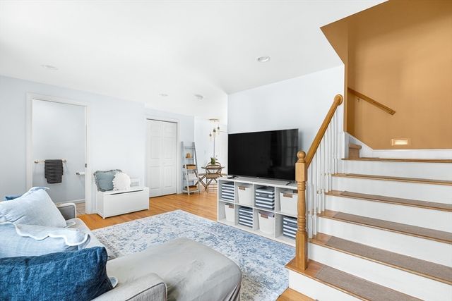 25 Gordon Road, Lynn, MA 01904