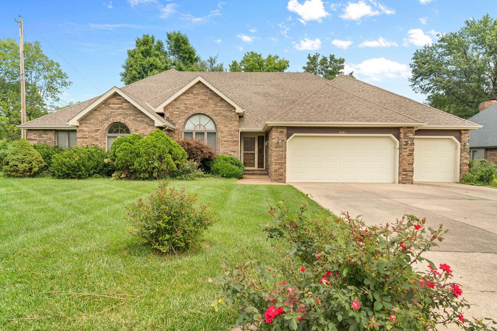 4081 East Kingsbury Street, Springfield, MO 65809