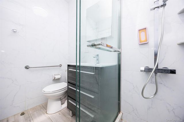 3420 Parsons Boulevard 3G, Flushing, NY 11354