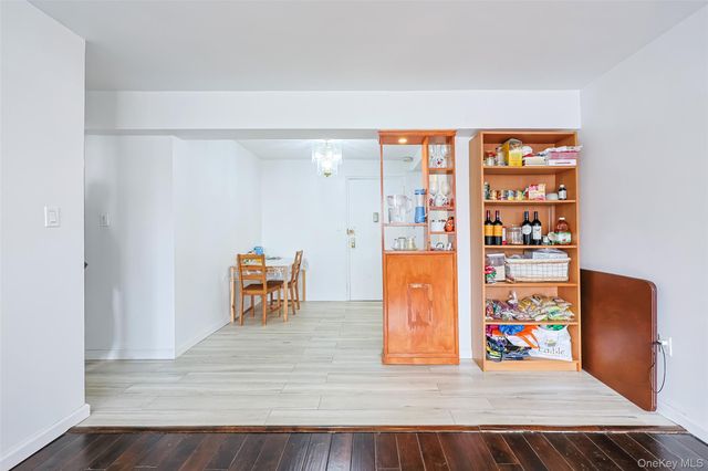 3420 Parsons Boulevard 3G, Flushing, NY 11354