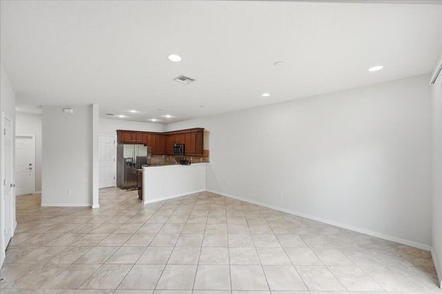 1069 Normandie Way, Vero Beach, FL 32960